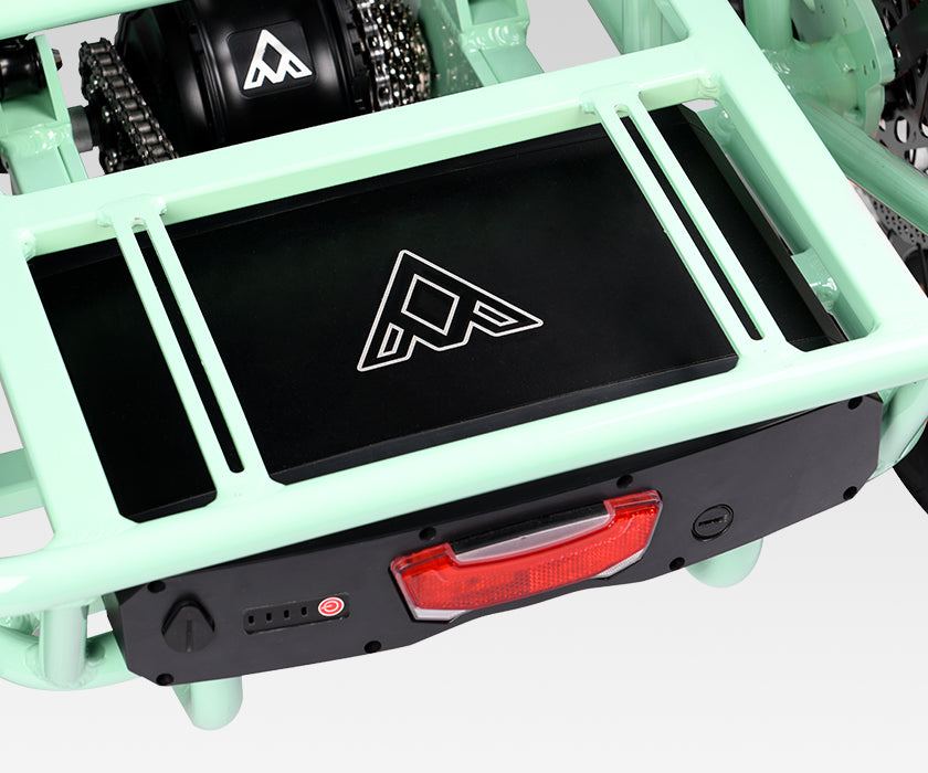 Addmotor Freetan M-368X 48V 20Ah Samsung-cell battery in aluminium casing under the rear rack — Zeus eBikes Canada