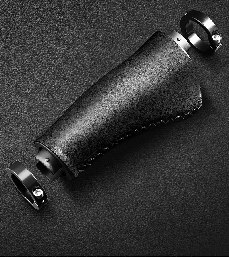 Black microfiber grip with its two aluminum lock rings — Zeus eBikes Canada