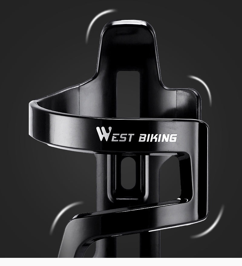 Close-up of the wraparound ring edge that stops the cage scratching the bottle