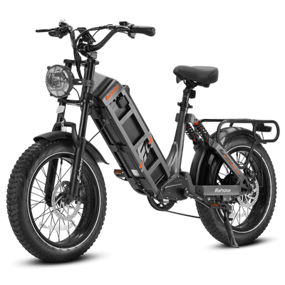 Eahora Juliet in Black, front three-quarter view from the left with the round headlight and rear rack — Eahora’s own photo